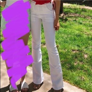 FRAME Le Flare De Francoise White Jeans